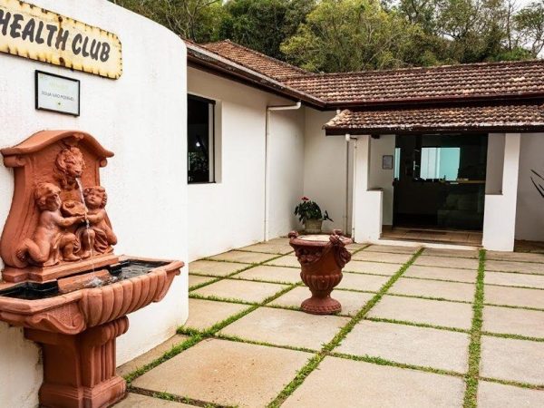 Health Club Bar