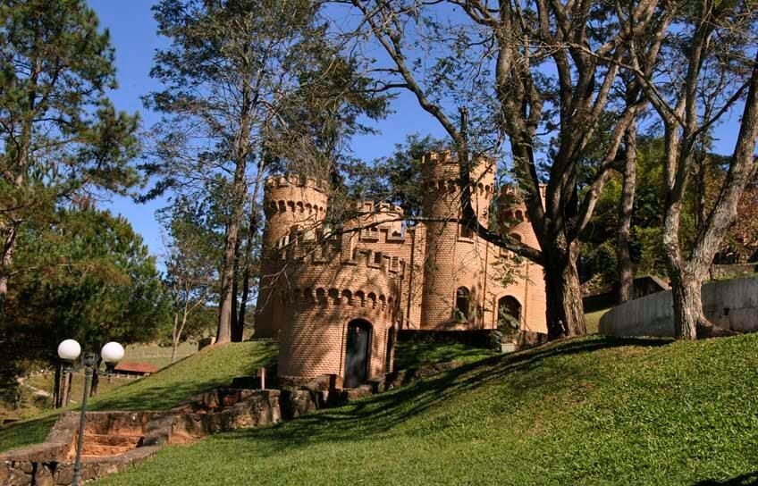 hotel atibainha - castelinho (1)