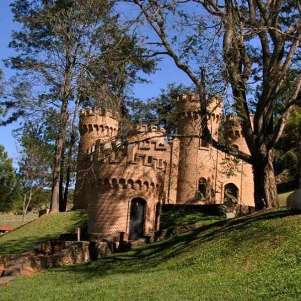 hotel atibainha castelinho 1