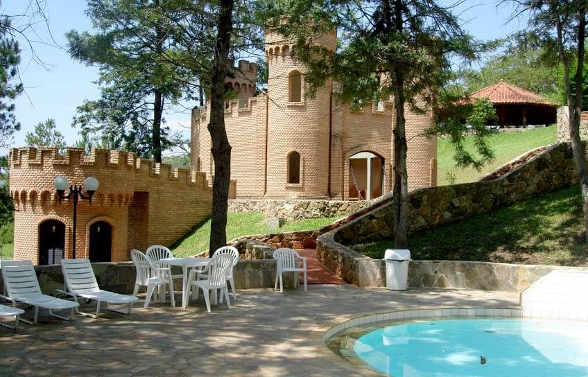 hotel atibainha - castelinho (3)